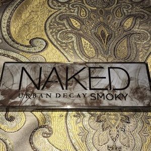 naked urban decay smoky eyeshadow palette